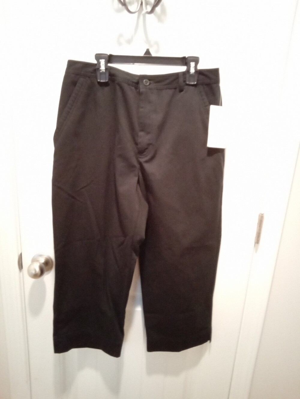 Studio Works Size 10 Black Capri/Cropped Flat Front Trousers w/Side Slit Pockets
